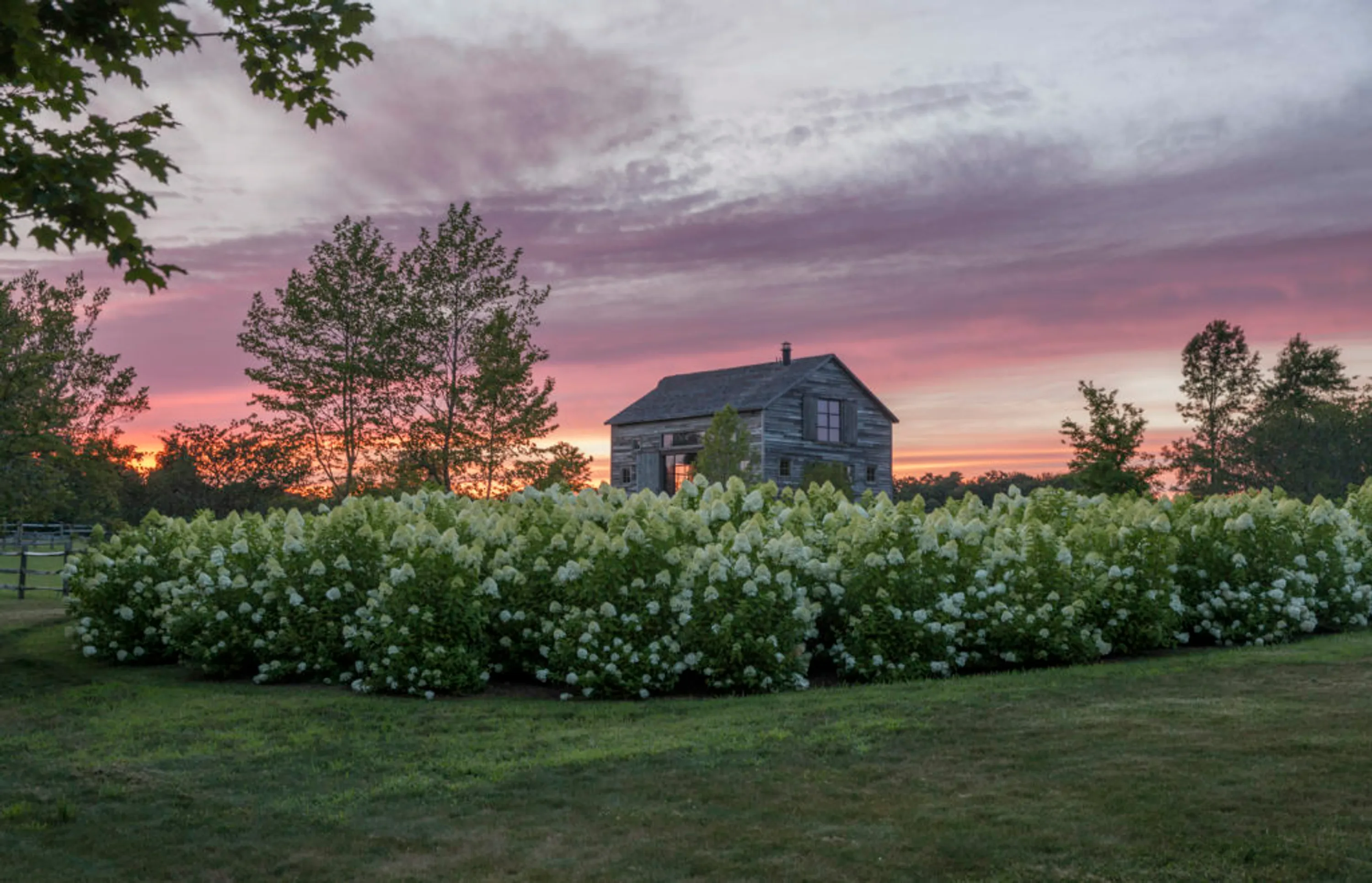 1 rhode island summer farm featured in architectural digest hoerrschaudt news