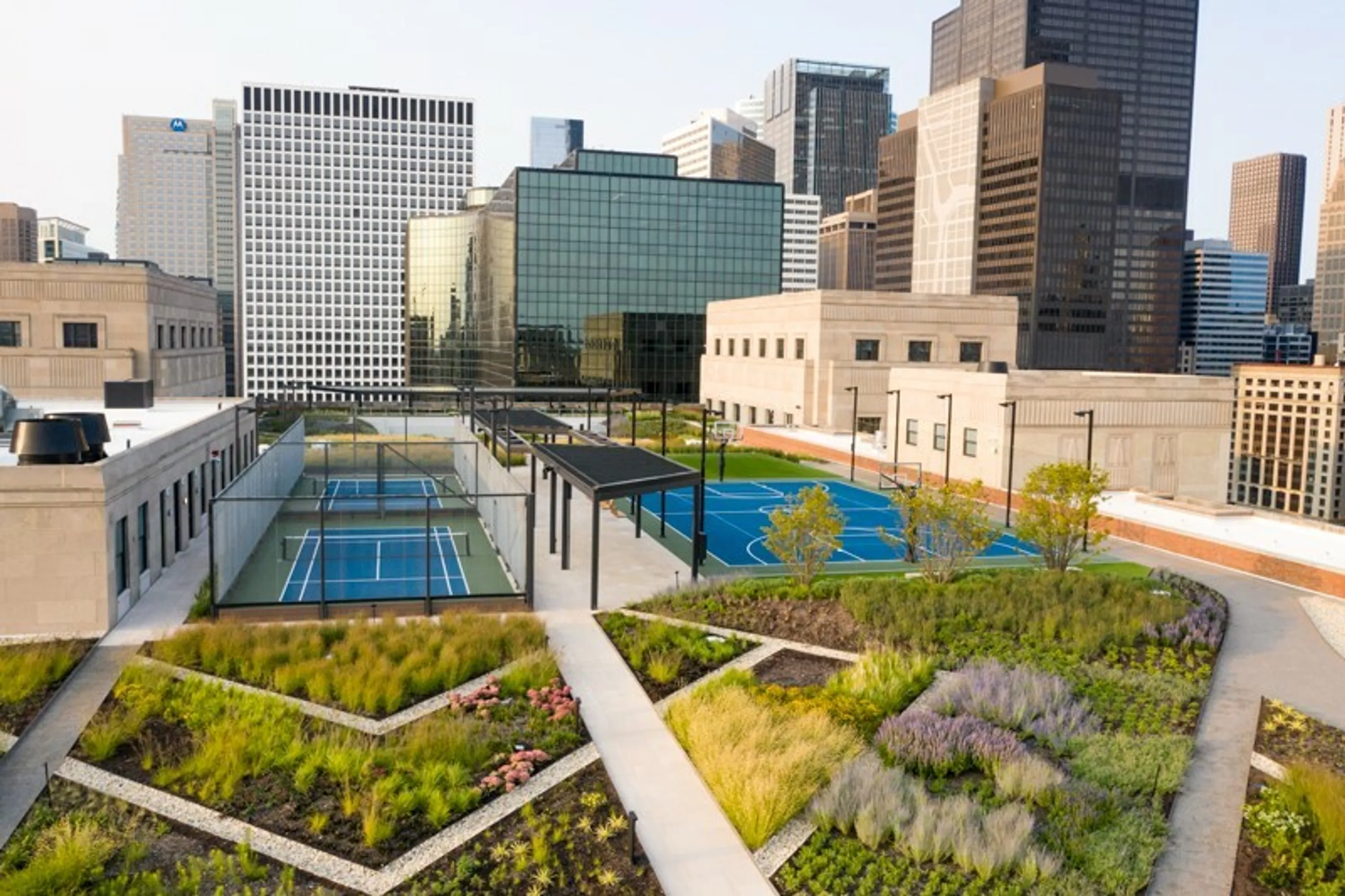 1 tennis courts completes the meadodw atop the old chicago post office hoerr schaudt News