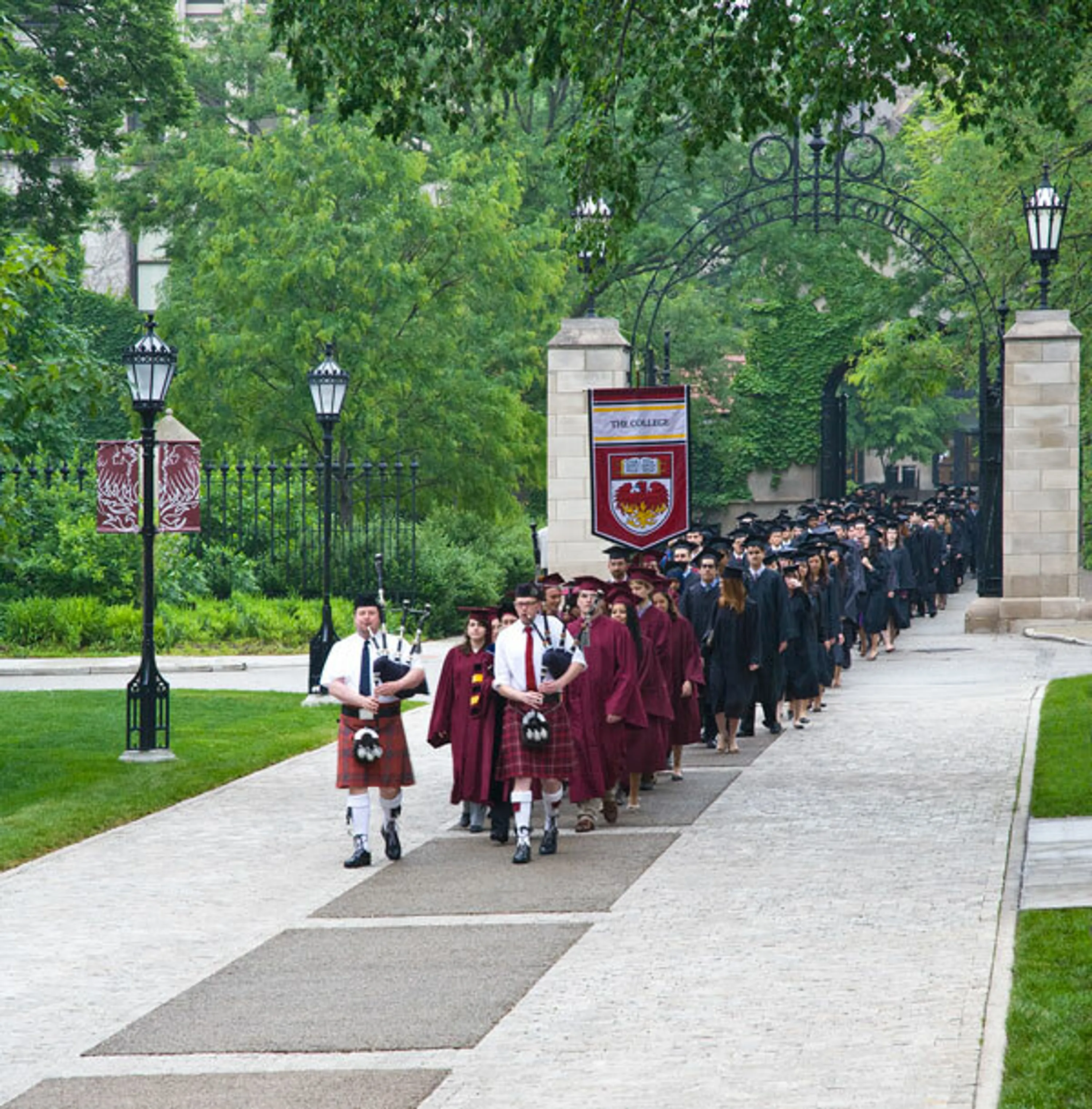 1 commencement gateway gardens walkways university blog hoerrschaudt