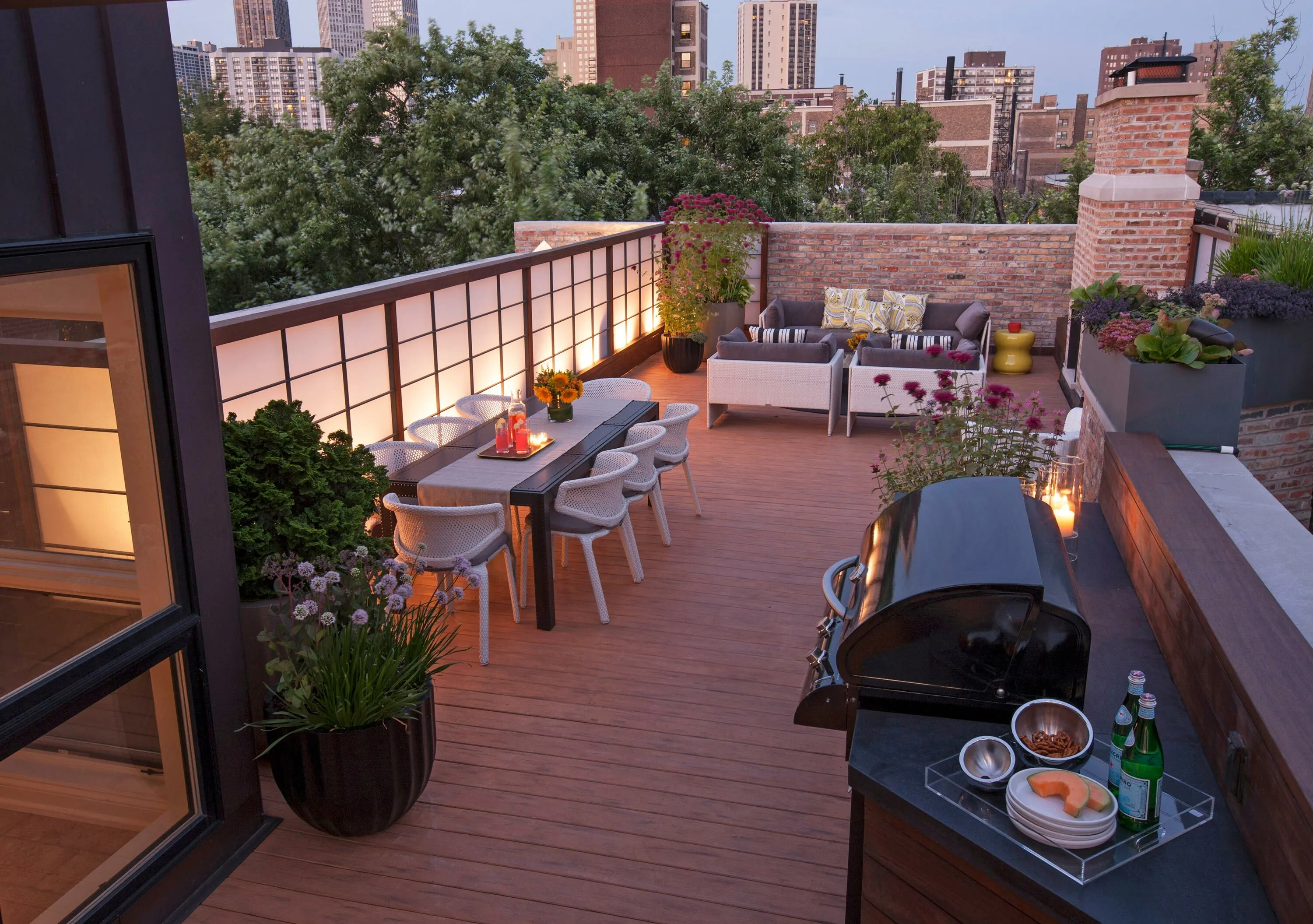 1 eveningbbq cityrooftops hoerrschaudt