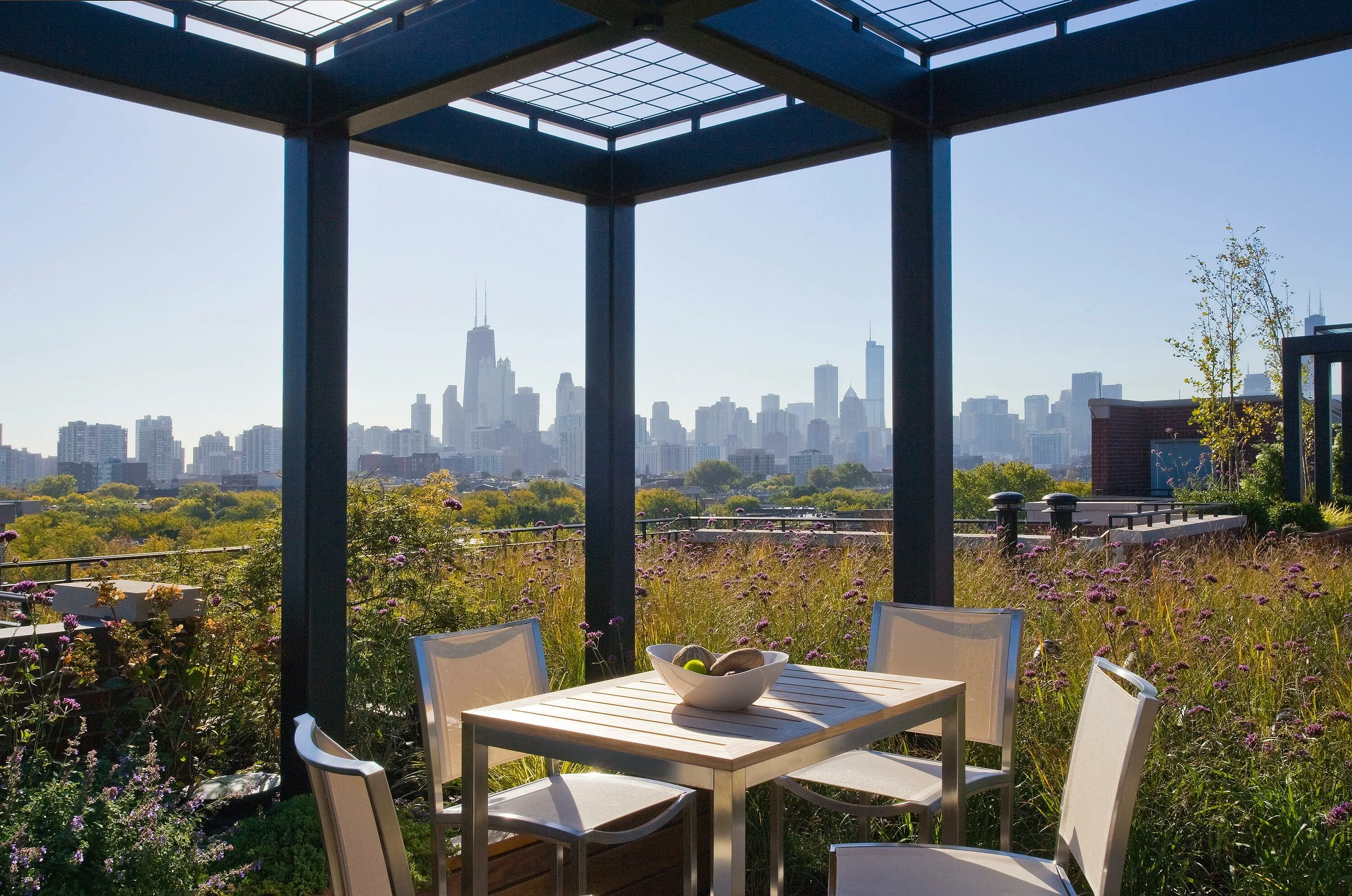 3 rooftopseating cityrooftops hoerrschaudt