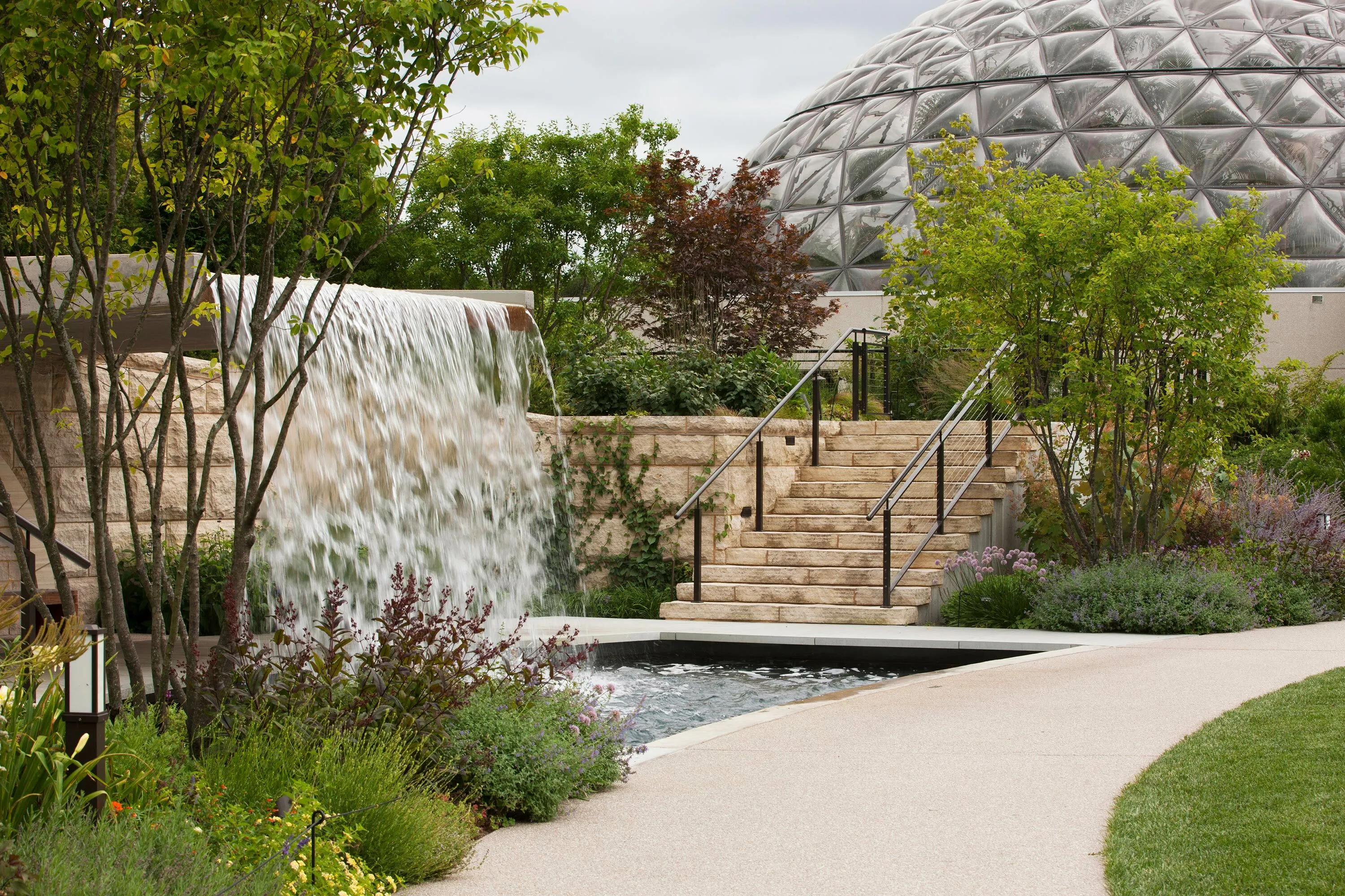 4 fountain stairs greater des moinses botanic garden hoerrschaudt