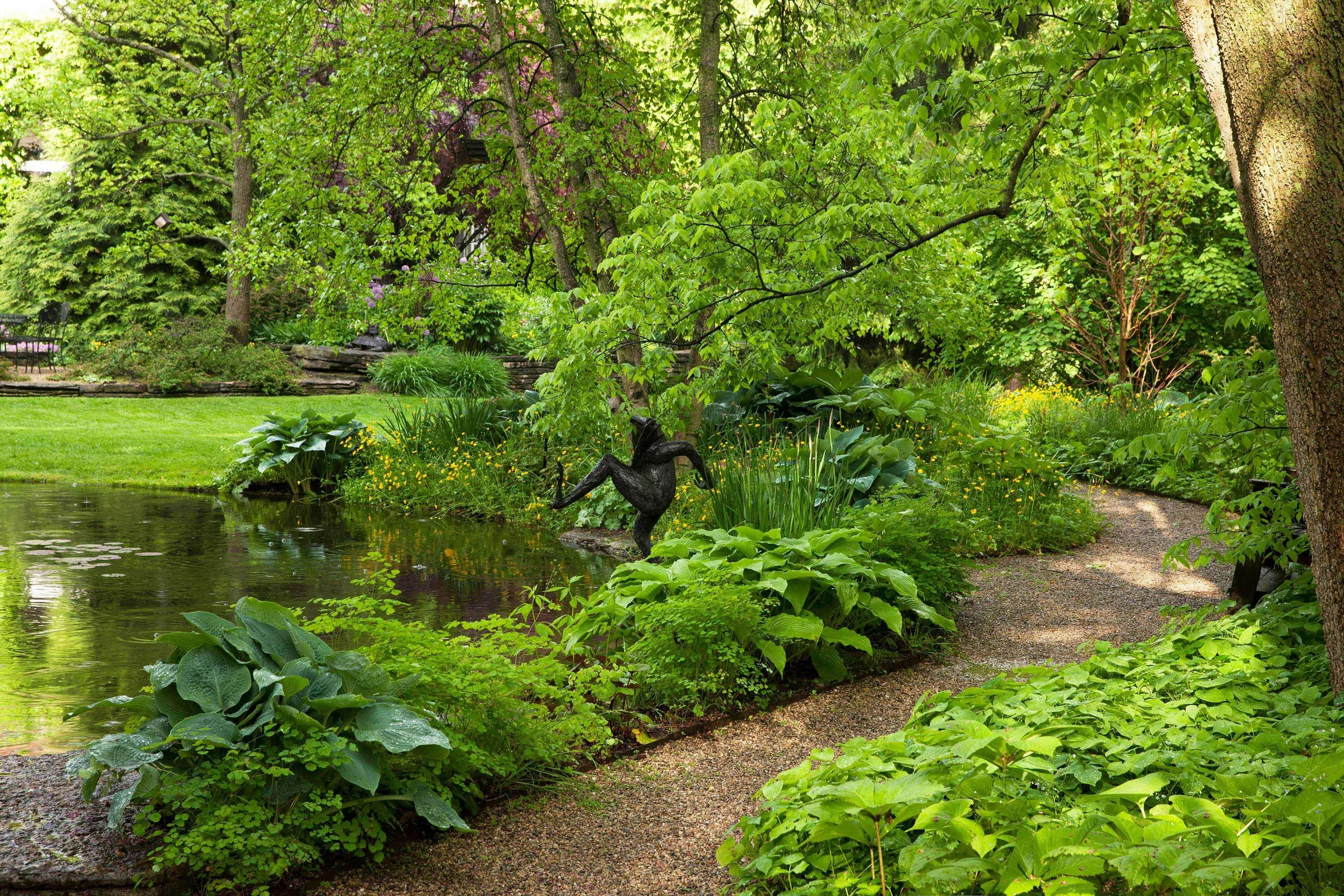 6 path pond greene gardenintheround hoerrschaudt