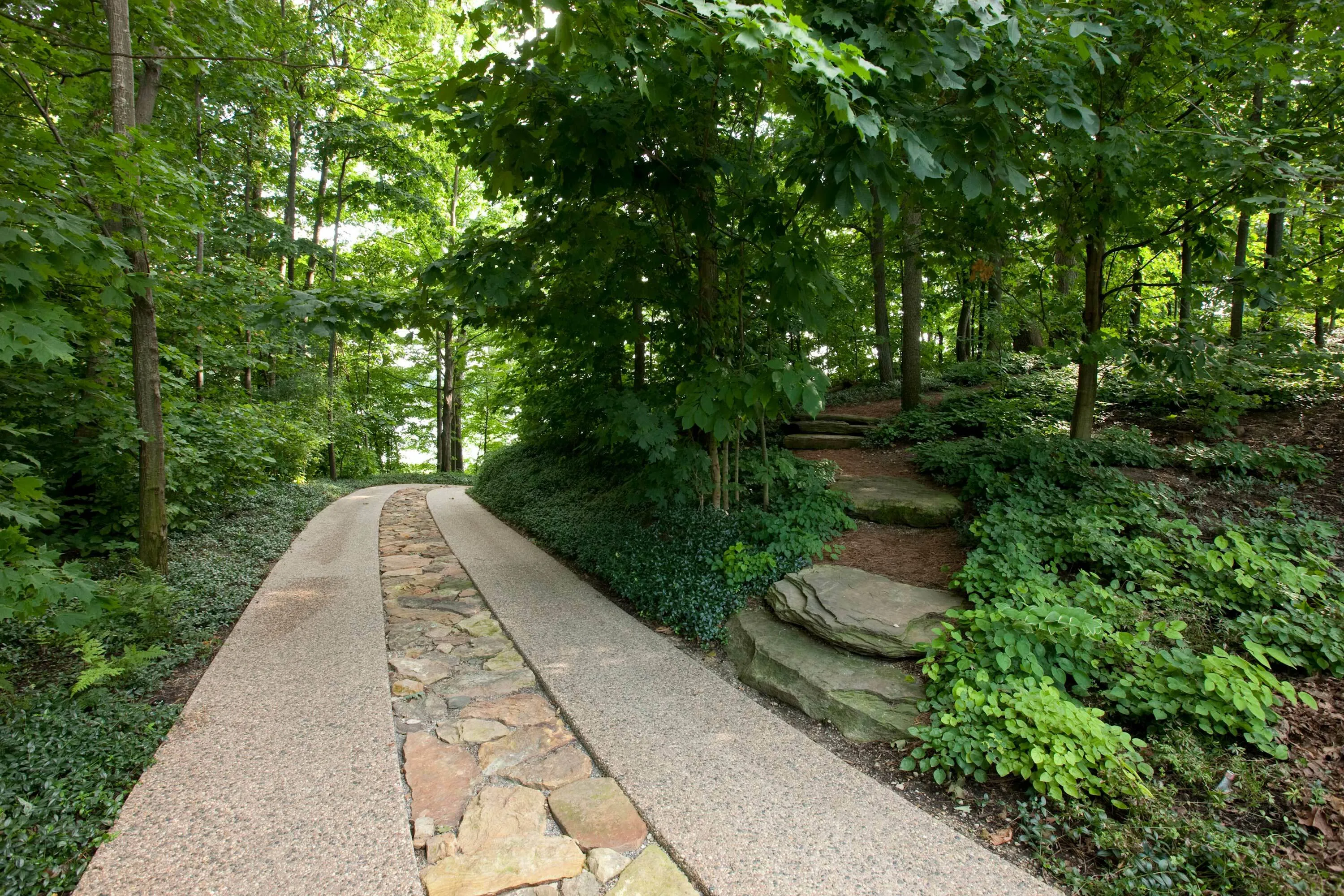 7 B driveway stone stair bissel hilltoplakehouse hoerrschaudt