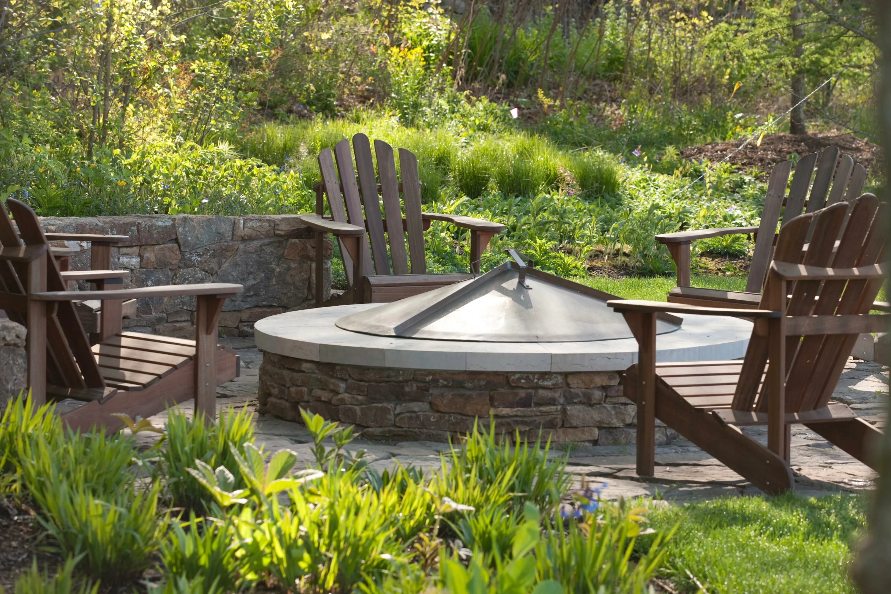 8 firepit seating bissel hilltoplakehouse hoerrschaudt