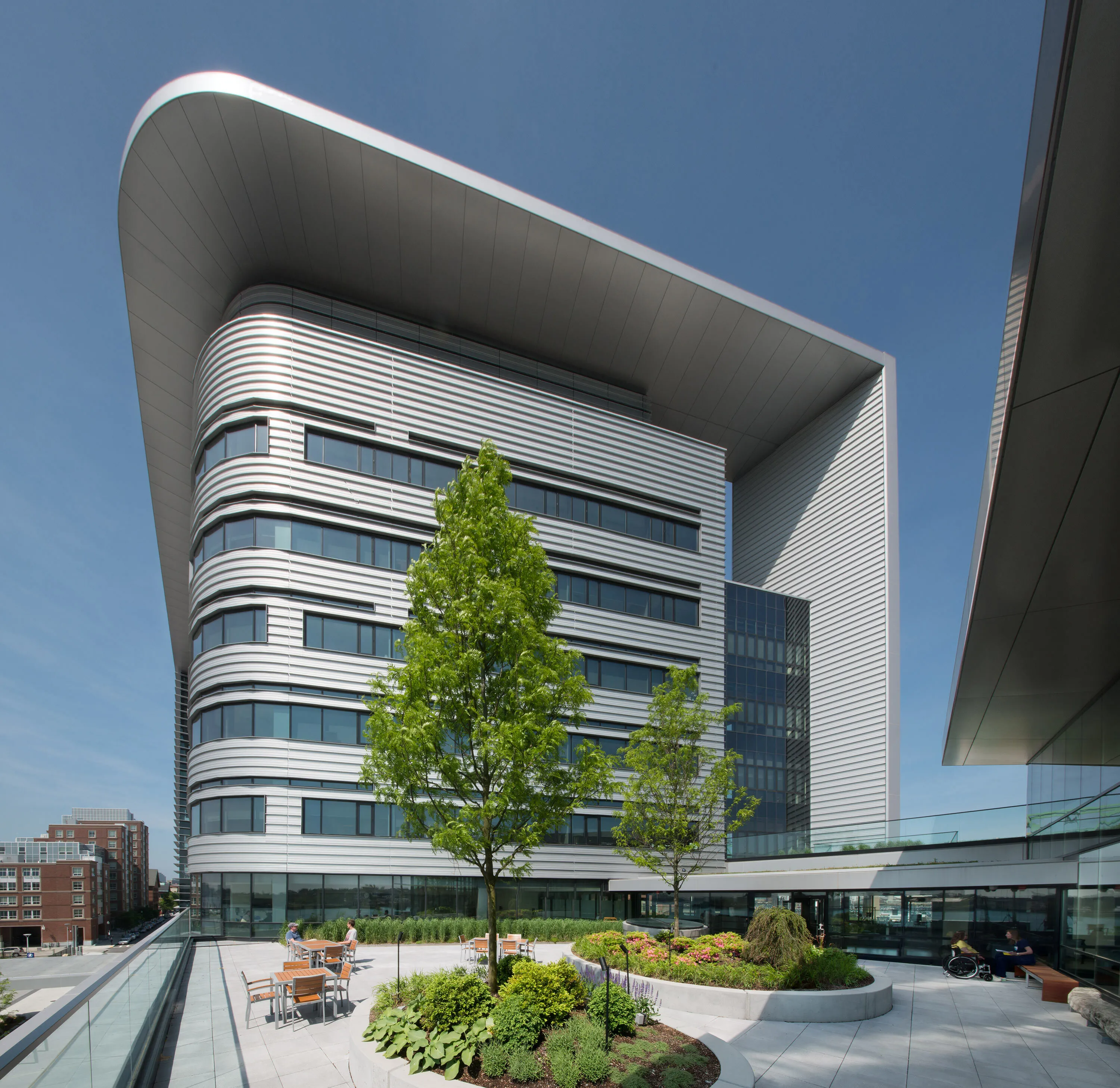 4 building planters courtyard spaulding rehabilitation hoerrschaudt