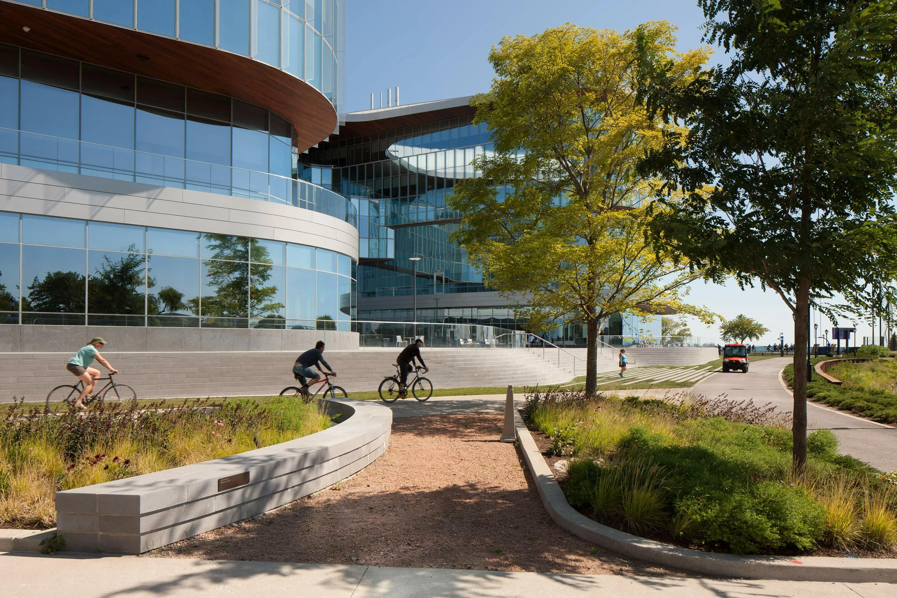 6 bike path northwestern kellogg hoerrschaudt