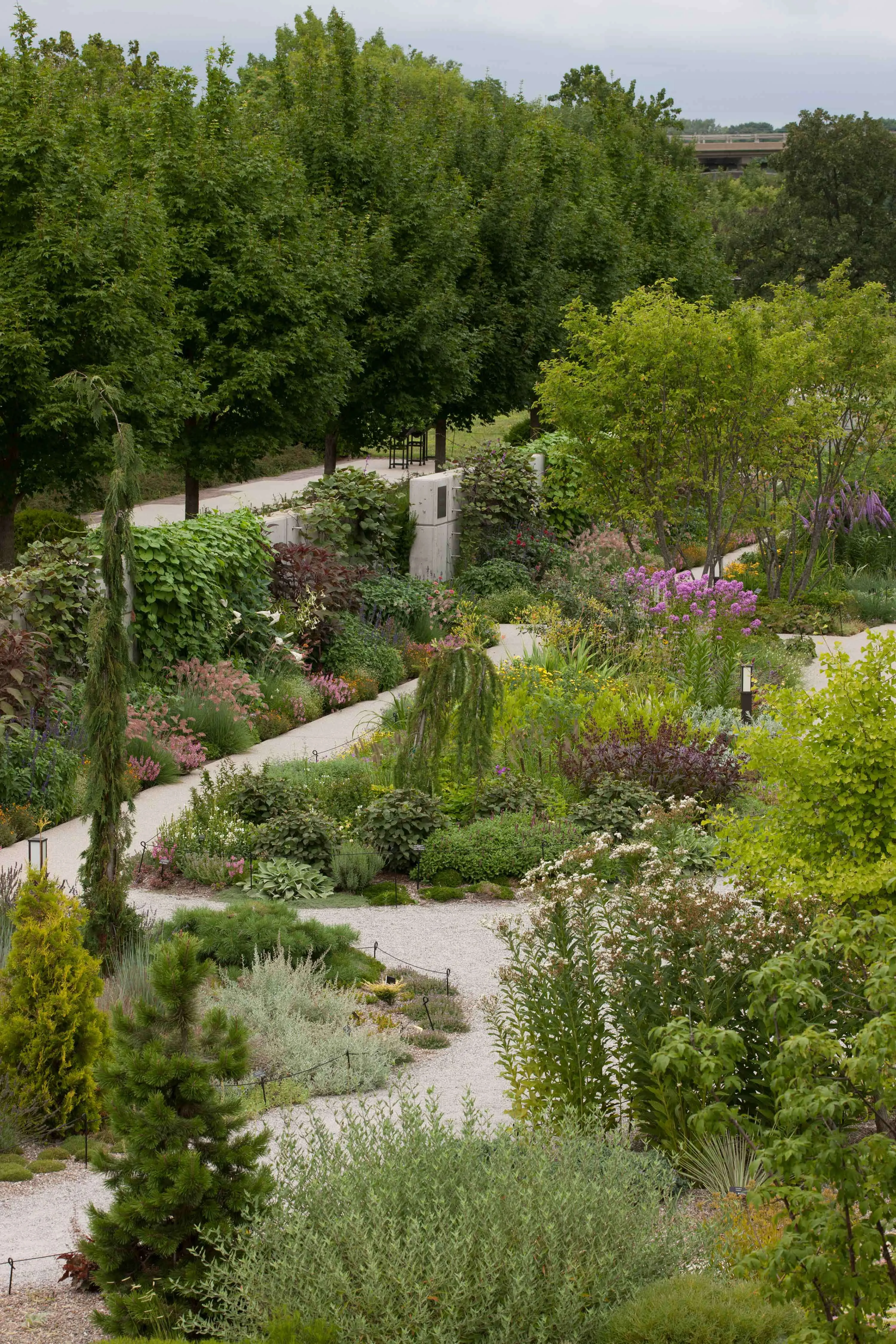 9 A aerial winding path greater des moinses botanic garden hoerrschaudt