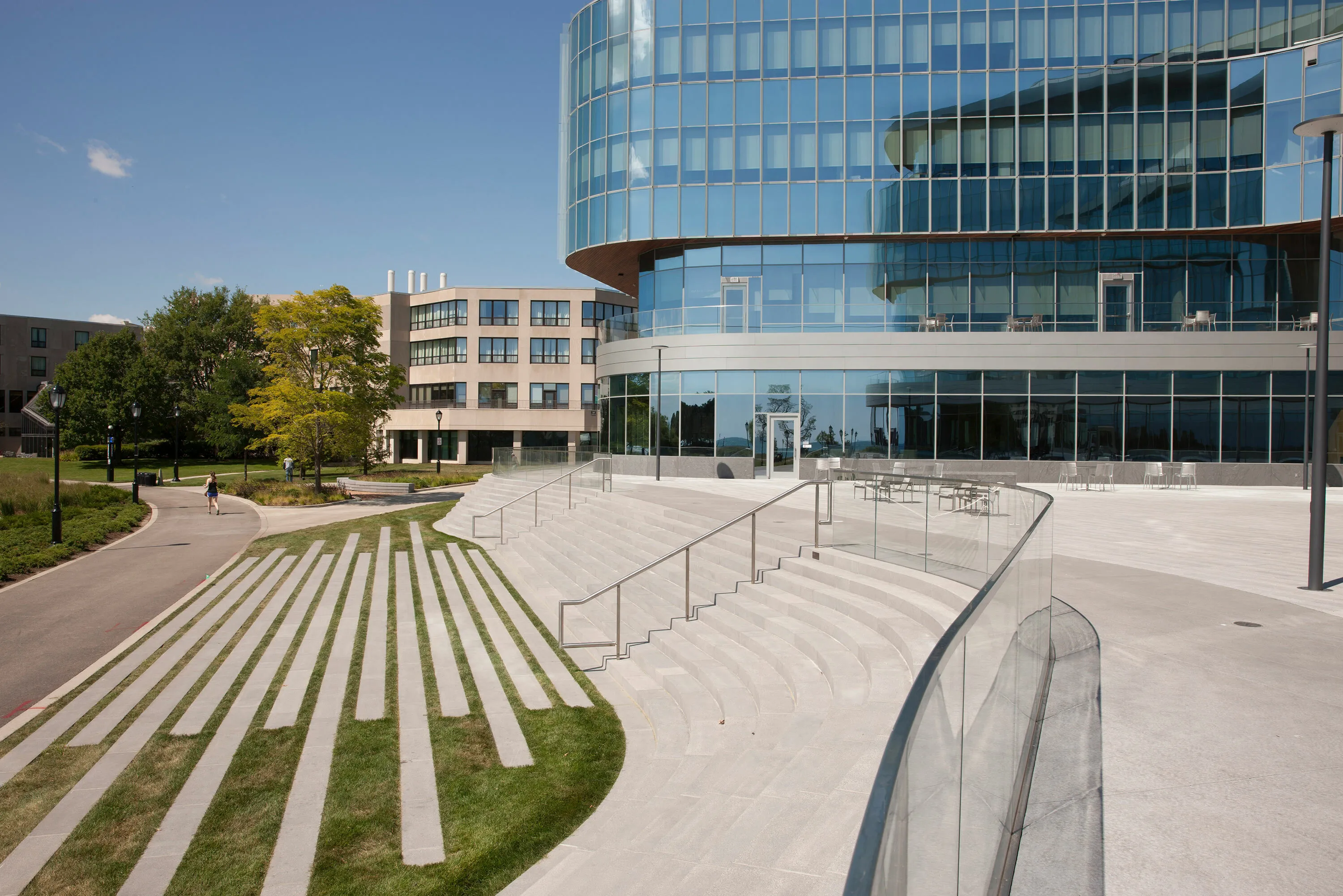 9 entrance steps grass northwestern kellogg hoerrschaudt